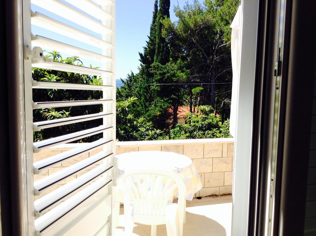 Guest House Perfect Location Bol Exterior photo